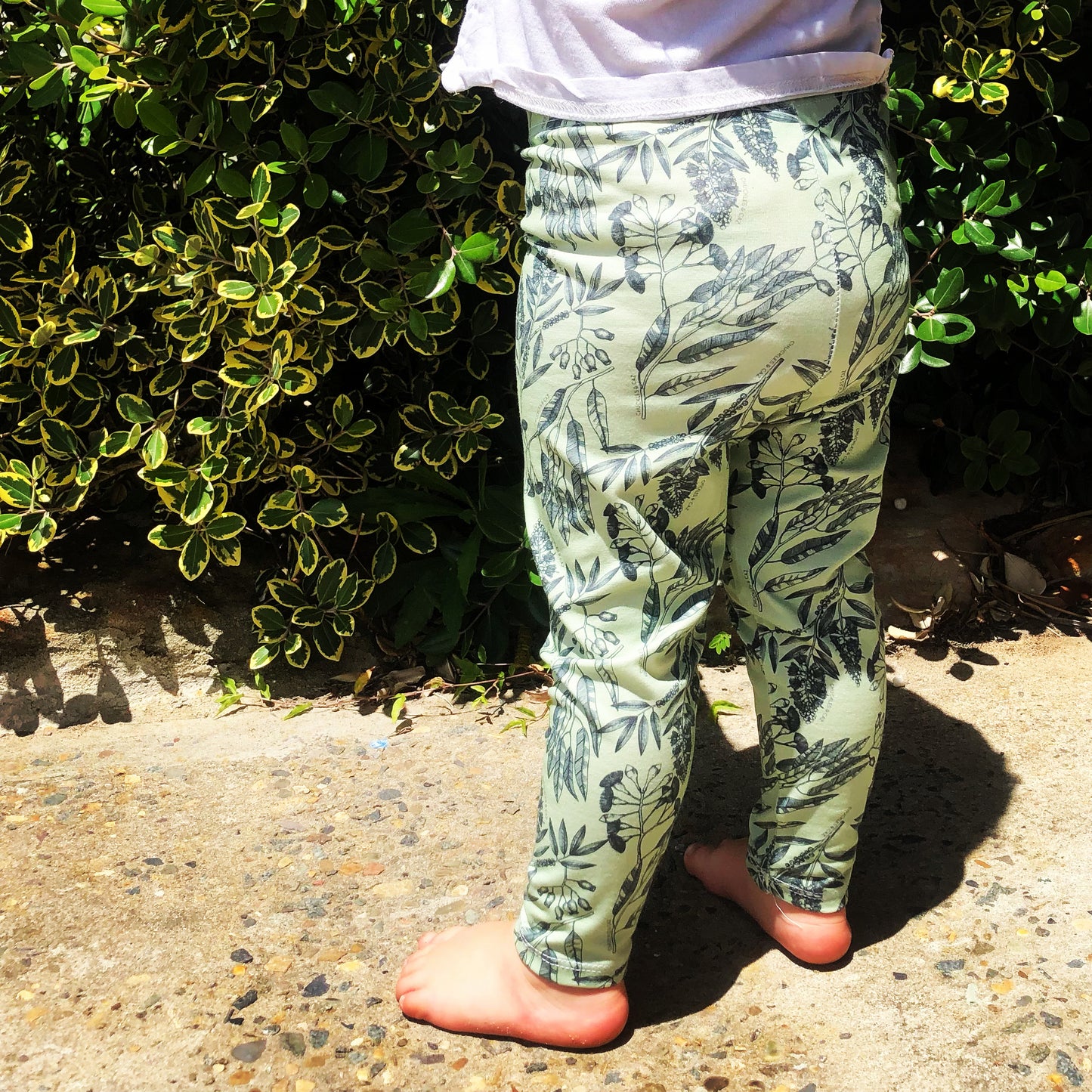 Green Gumleaf Leggings - Chuckles & Caz