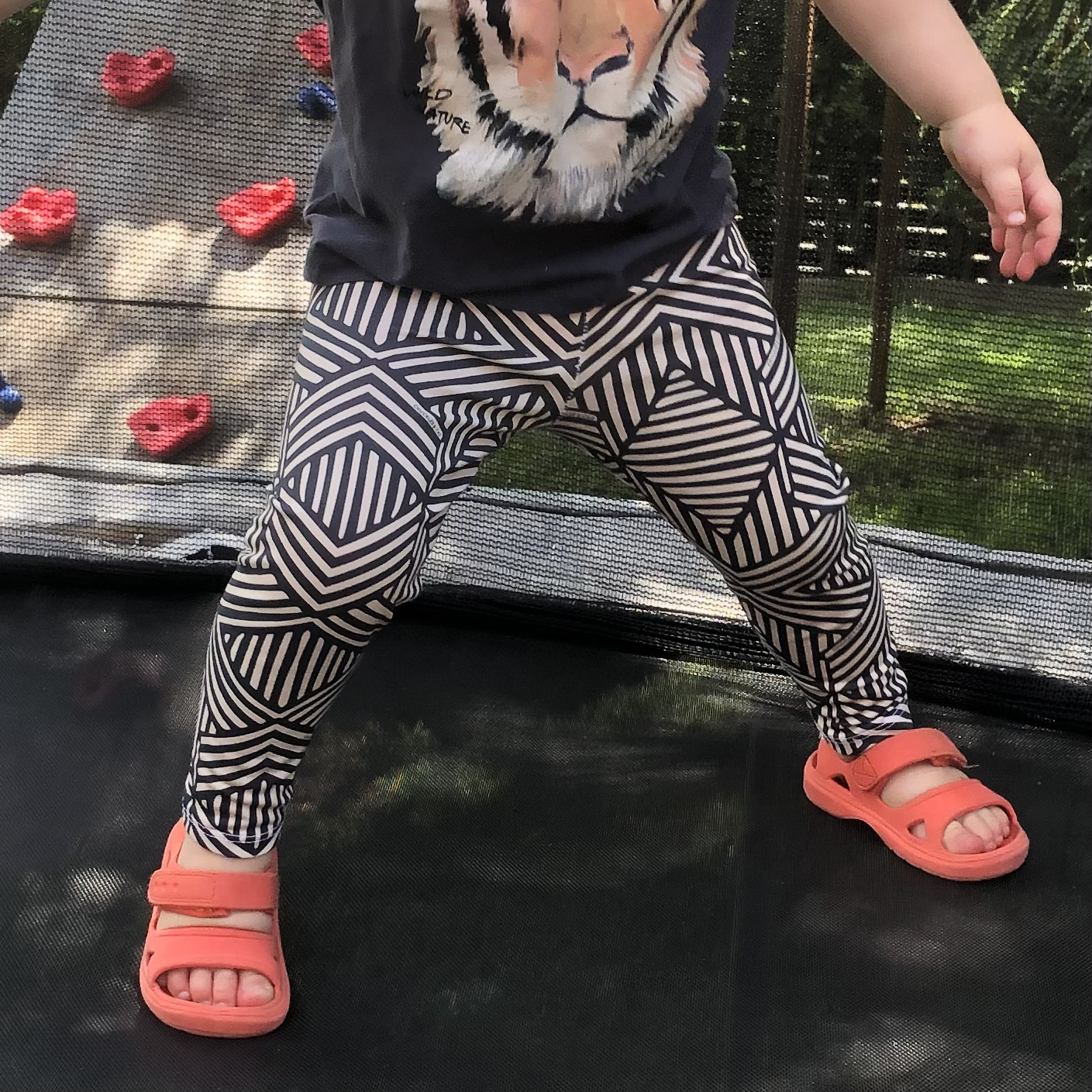 Tribal Geometric Leggings - Chuckles & Caz