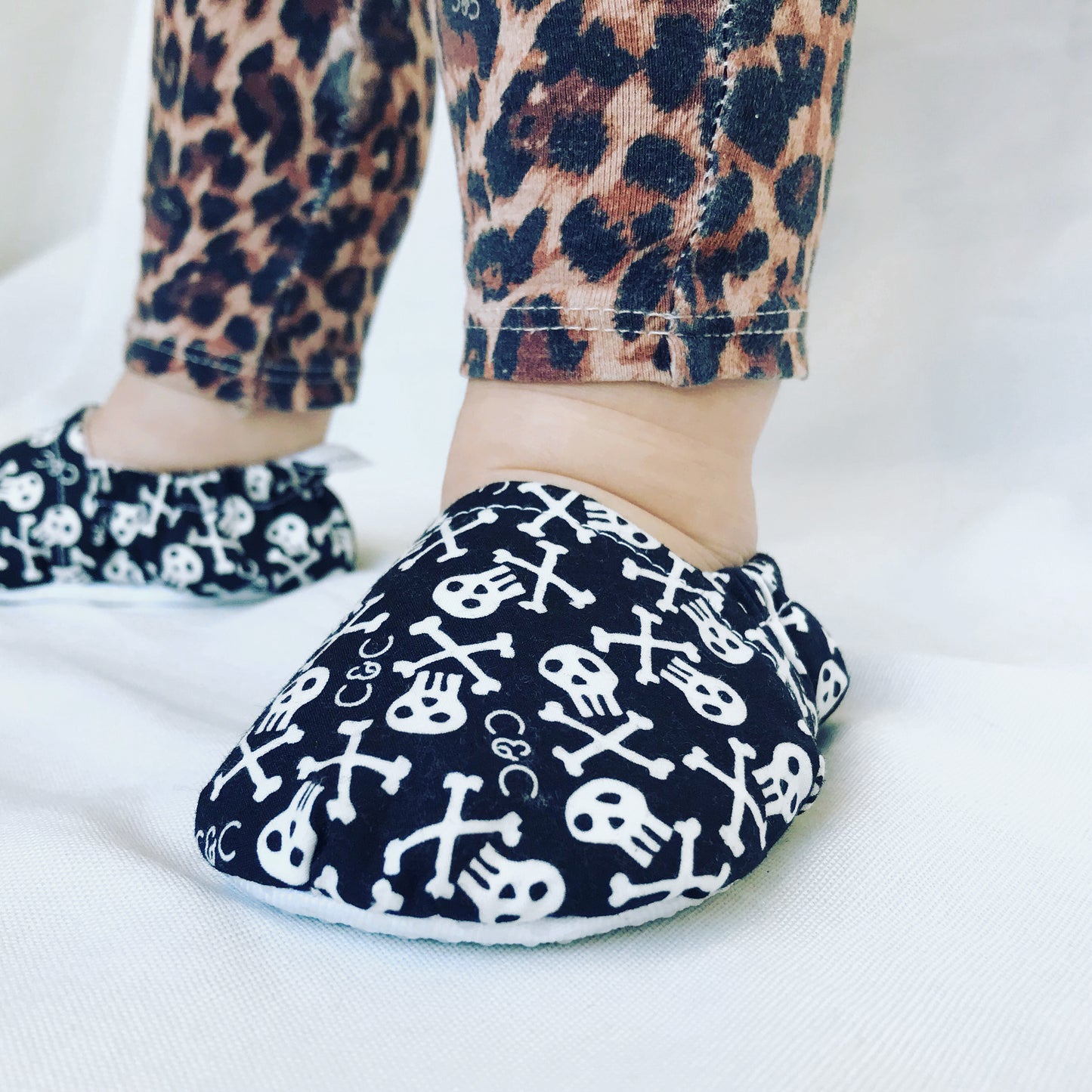 Mono Skullz Baby Booties - Chuckles & Caz