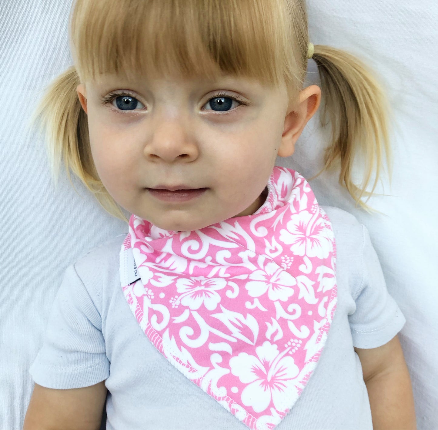 Pink Hawaiian Dribble Bib - Chuckles & Caz