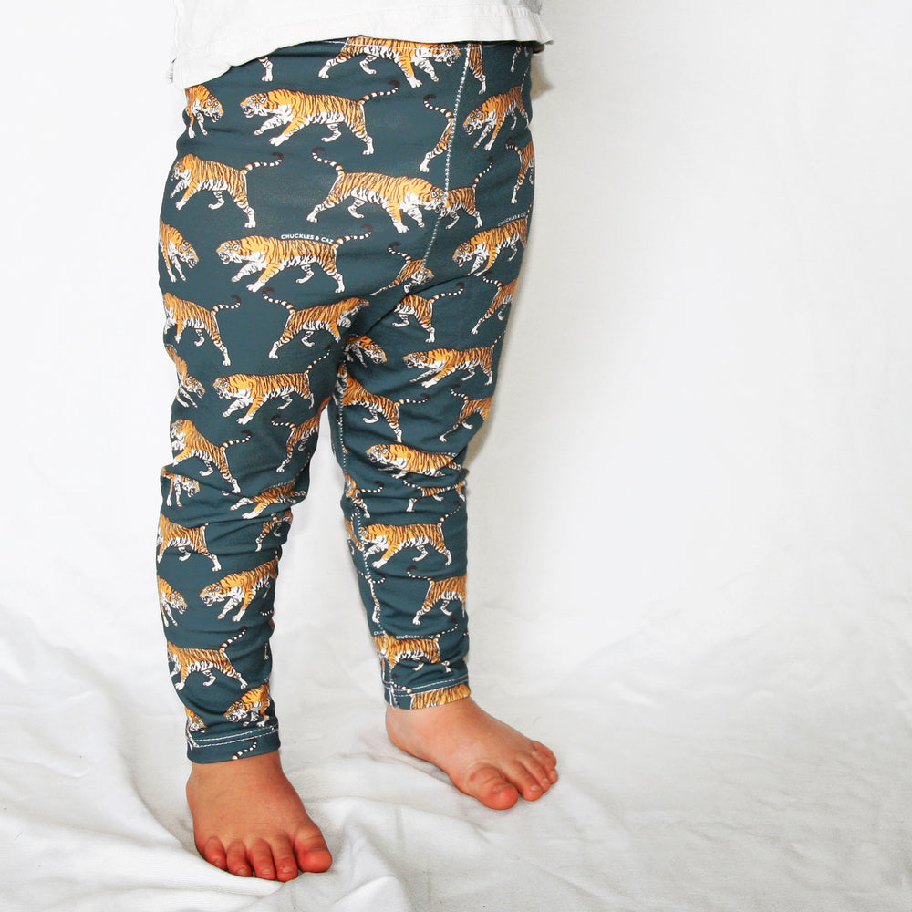 Chuckles & Caz | Australian Handmade Baby Clothing & Accessories