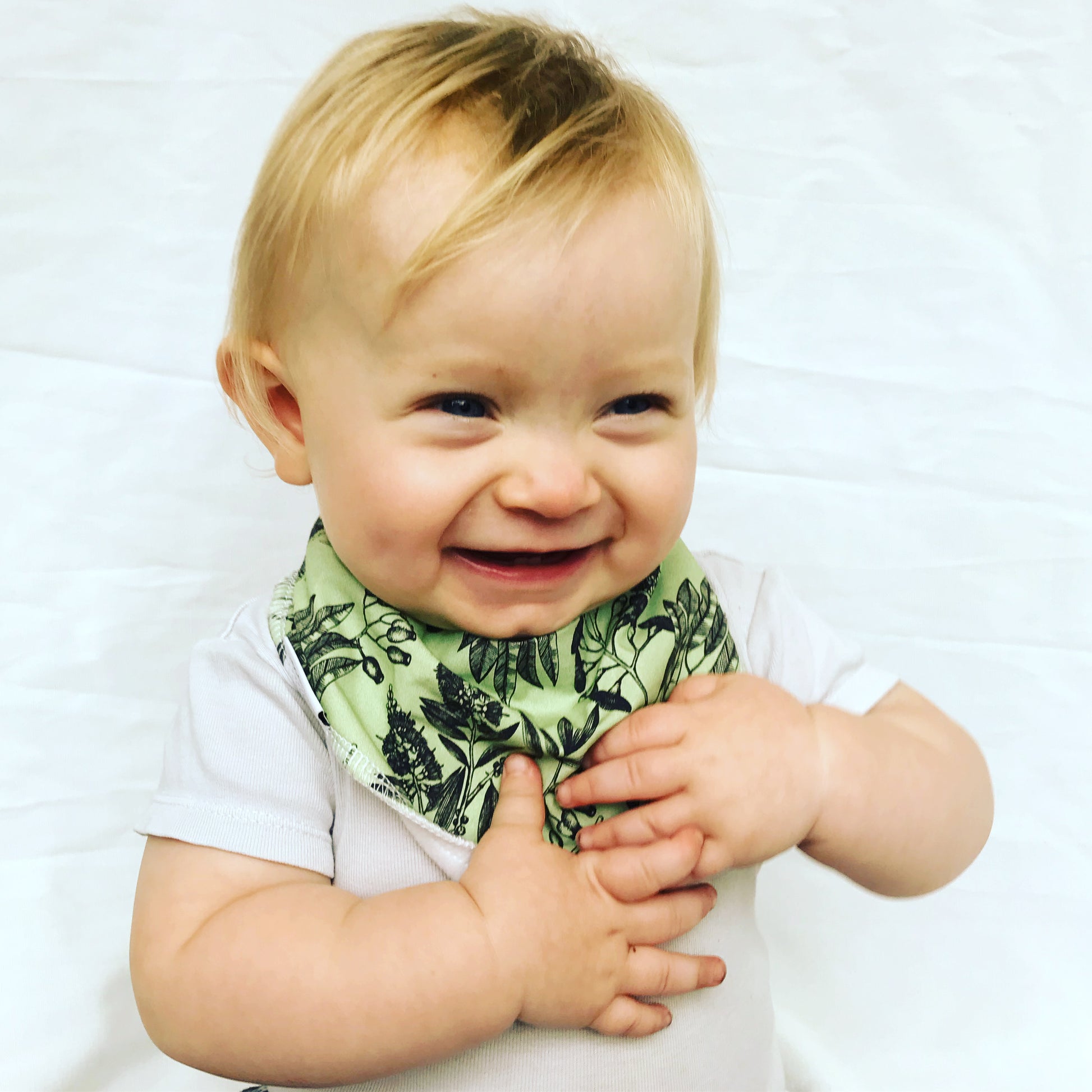 Green Gumleaf Dribble Bib - Chuckles & Caz