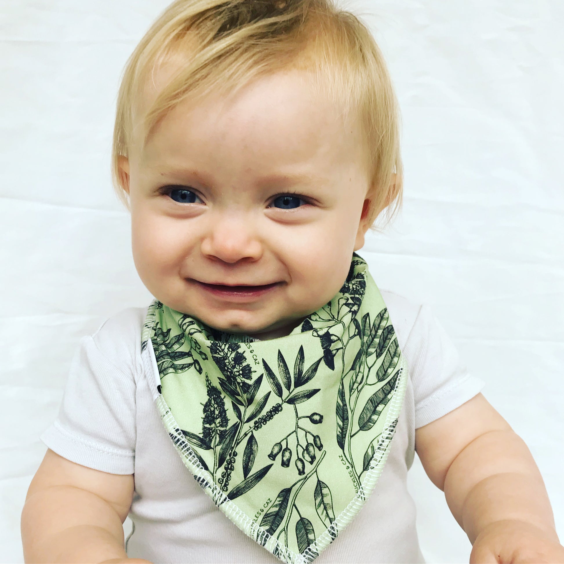 Green Gumleaf Dribble Bib - Chuckles & Caz
