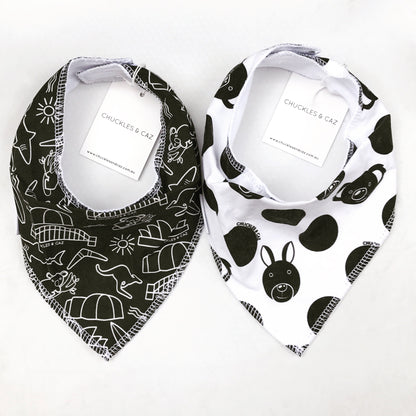 Mono Oz Spot Dribble Bib - Chuckles & Caz