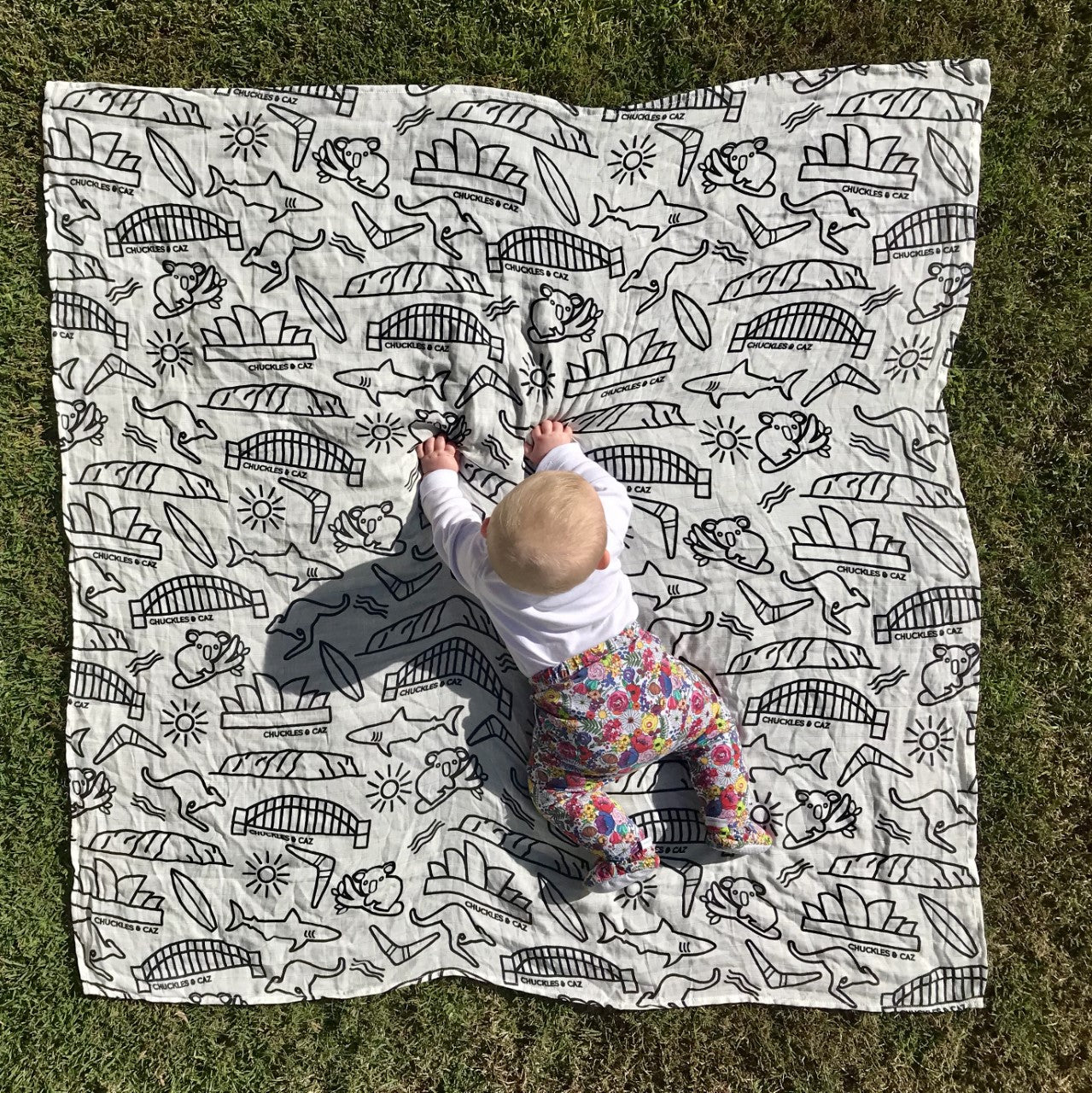 Australian Icon Muslin Swaddle - Chuckles & Caz